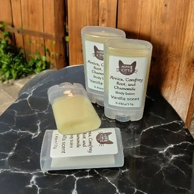 Arnica, Comfrey Root, & Chamomile Body balm image 0